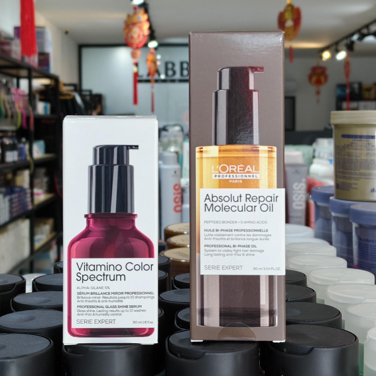 L’Oréal Professionnel Vitamino Color Spectrum Glass Shine Serum 50ml 与 Absolut Repair Molecular Oil 90ml 盒装 — 染后护色与修护搭配